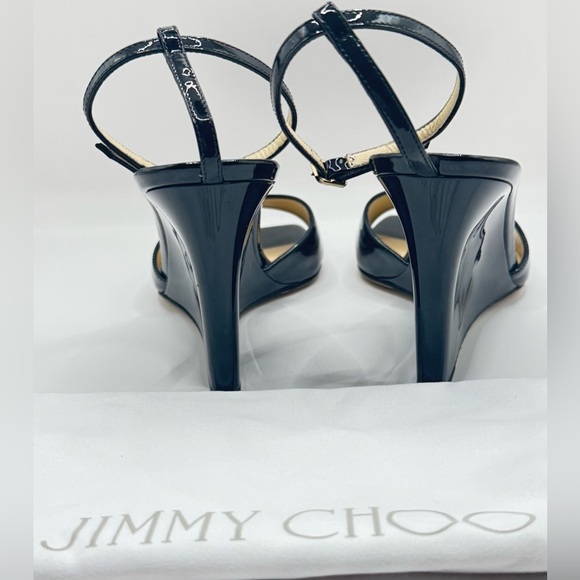 JIMMY CHOO
Brien 85 Womens Patent Leather
Ankle Strap Wedge Sandals
EU 36 - Picture 5 of 10